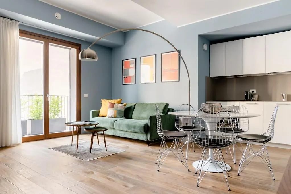 Apartment The Wallpaper House Milan Italy